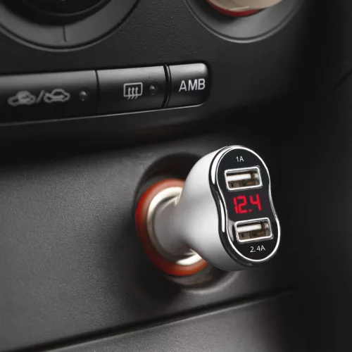 MNC 55055WH Autós szivargyújtó adapter - 2 x USB, feszültségmérővel és árammérővel - fehér