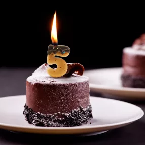 Family 57504-5 Gyertya - számsütemény