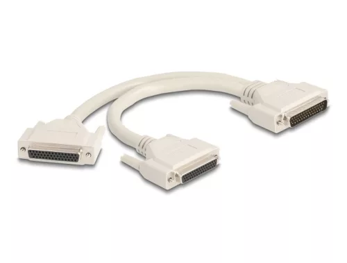 Delock Y osztott kábeles adapter D-Sub HD 44 tűs apa - 2 x D-Sub HD 44 tűs anya csavarokkal 30 cm (DL-67172)