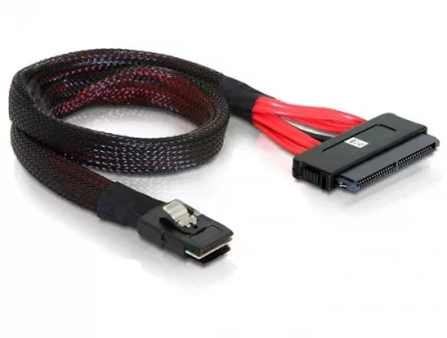 Delock mini SAS 36 tűs - SAS 32 tűs kábel (SFF 8087 - SFF 8484) 50cm (DL-83056)
